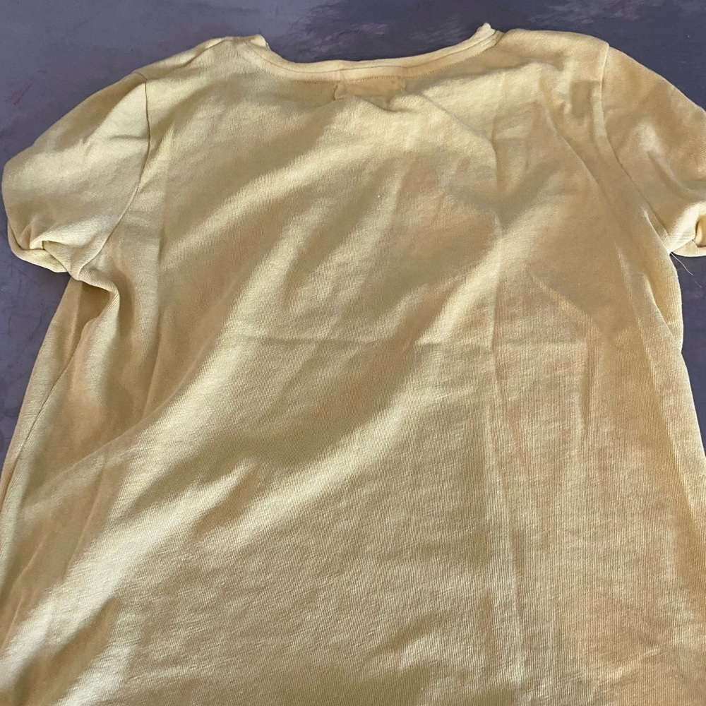 NATION LTD tee! Rolled sleeve and neckline are FUN & UNIQUE 🤩SUPER SOFT & COMFY - Picture 2 of 10